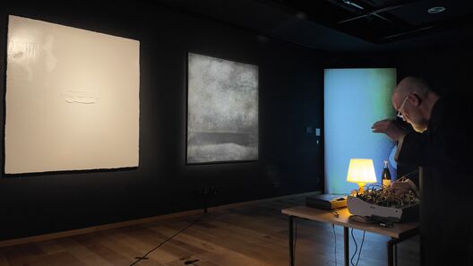 Cybernetic Auditive Association, Lecture Performance on 7 November 2023. Photo: Felix Becker
