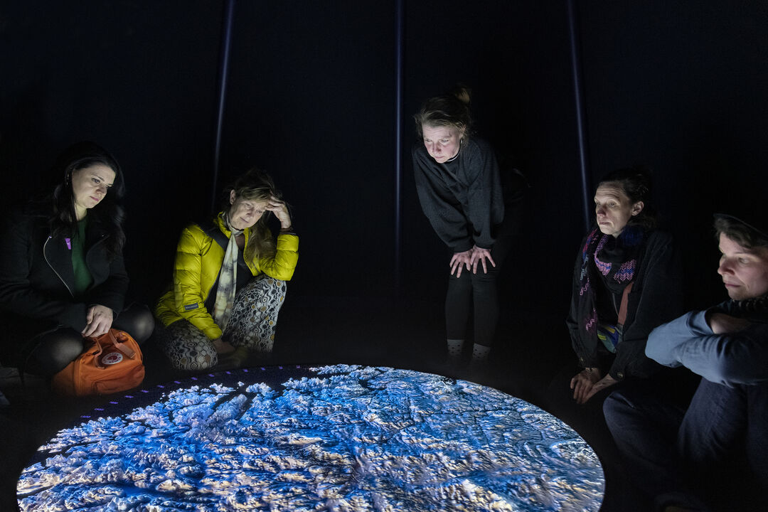 Johtingeaidnu – The Path Within, Exhibition, Emilia Tikka, Oula A. and Leena Valkeapää, Schering Stiftung, ＿matter Festival 2025. Photo: Michael Pfisterer
